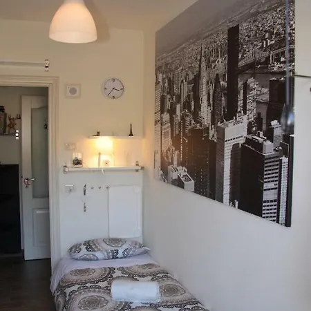 L'olivastro 1968 - Amazing House *